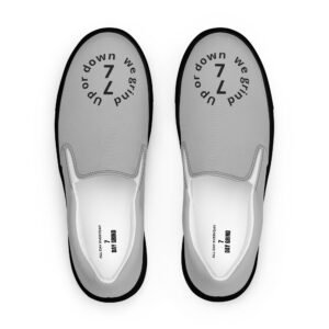 Men’s slip-on canvas shoes
